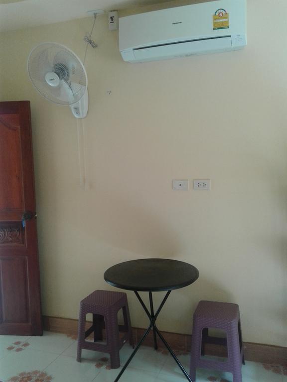 Lanta Orange House Hostel เกาะลันตา ห้อง รูปภาพ