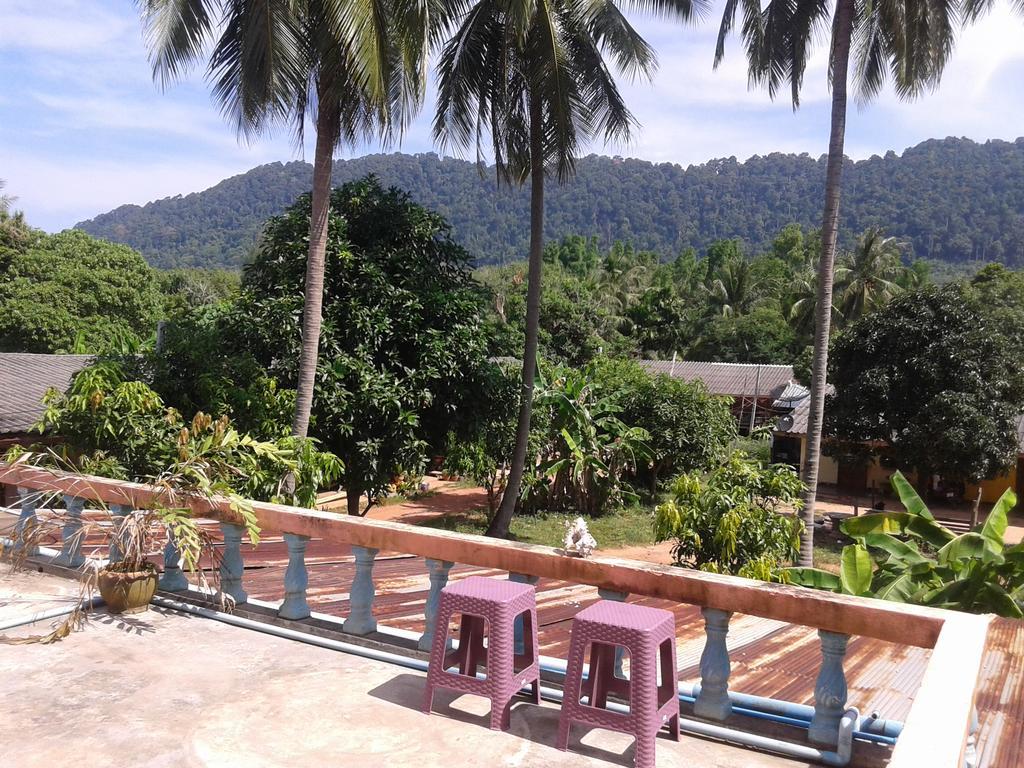 Lanta Orange House Hostel เกาะลันตา ภายนอก รูปภาพ